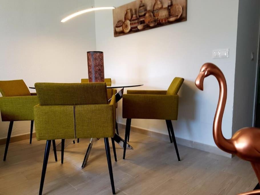 Beautiful Apartment In La Carihuela, Torremolinos Exteriér fotografie
