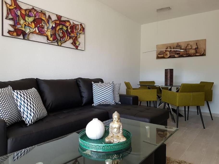 Beautiful Apartment In La Carihuela, Torremolinos Exteriér fotografie